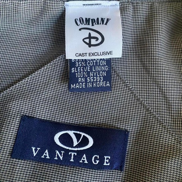 Vintage Disney Cast‎ member only exclusive jacket size large - Picture 3 of 8